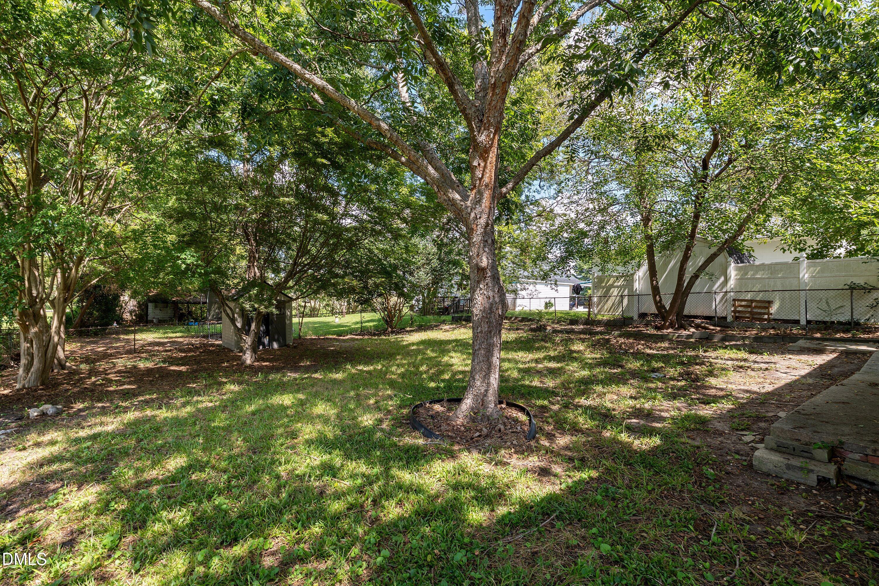 302 W E Street Property Photo 36