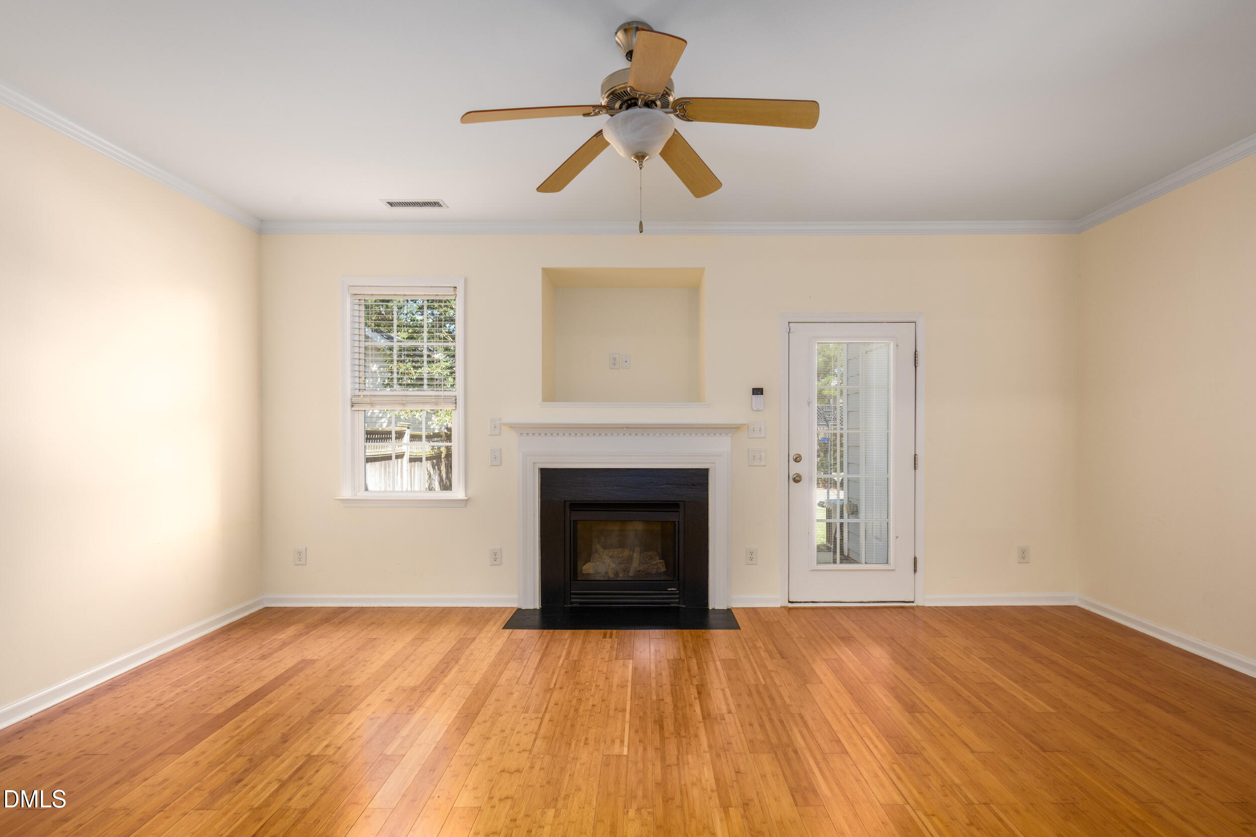 306 Danbury Court Property Photo 9
