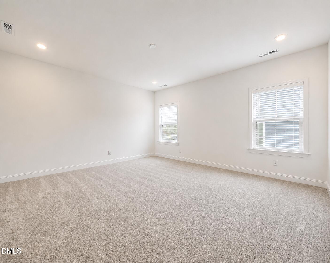 1565 Goldfinch Perch Lane Property Photo 18