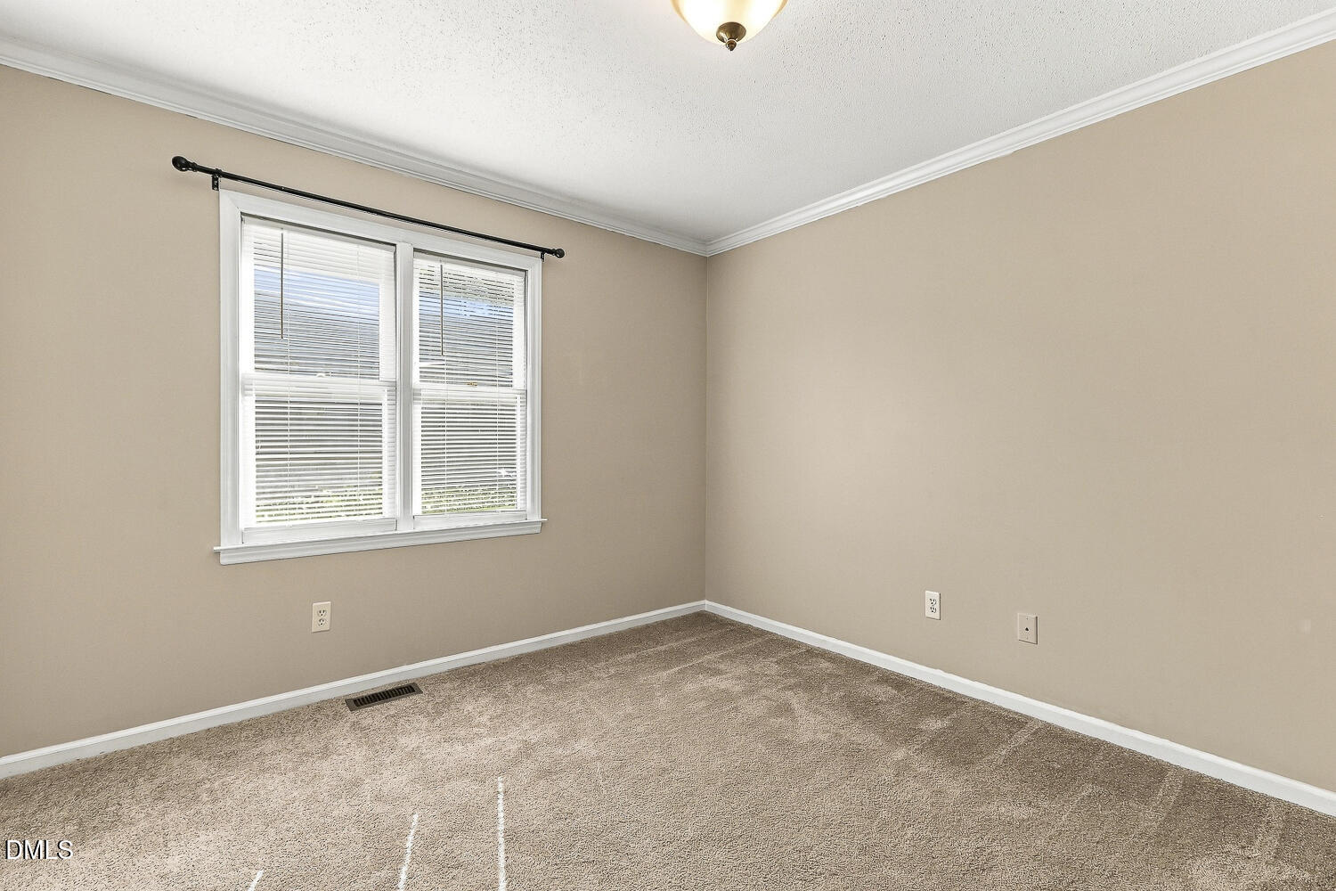 6520 Hearthstone Drive Property Photo 14