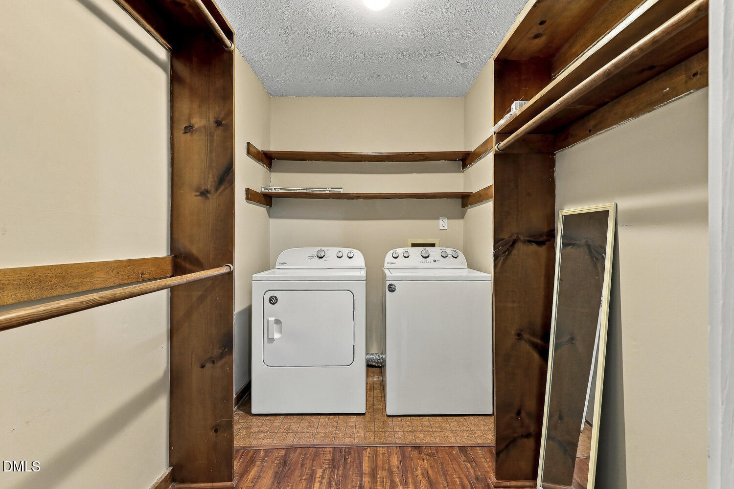 129 Carmichael Court Property Photo 10