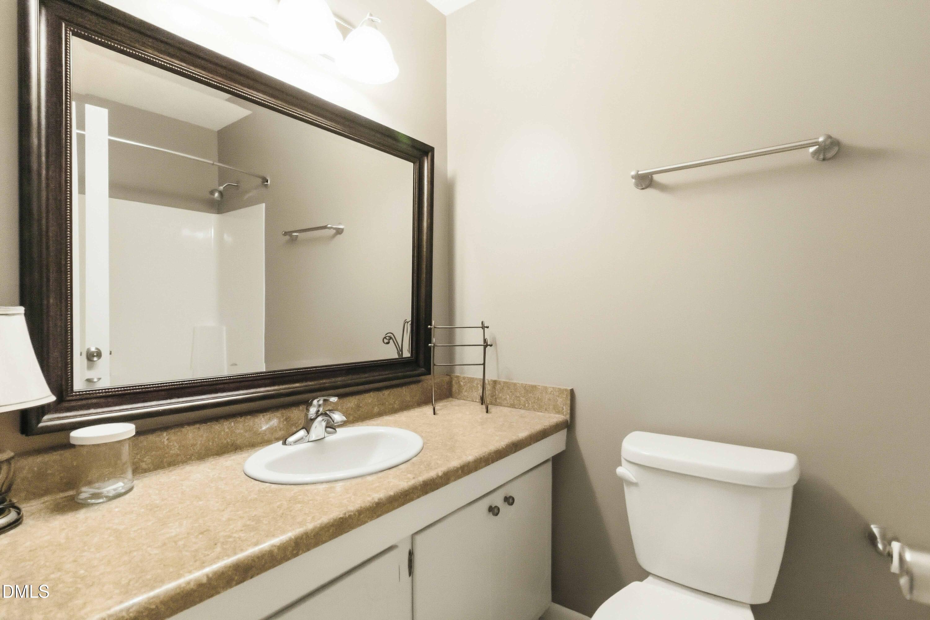 1600 Edgebrook Drive Property Photo 8