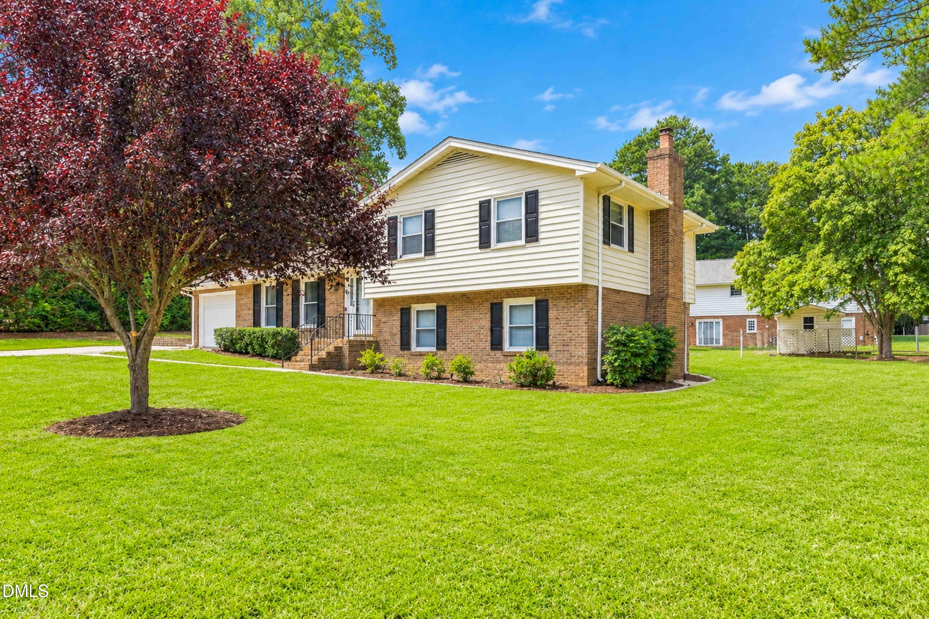 1600 Edgebrook Drive Property Photo 34