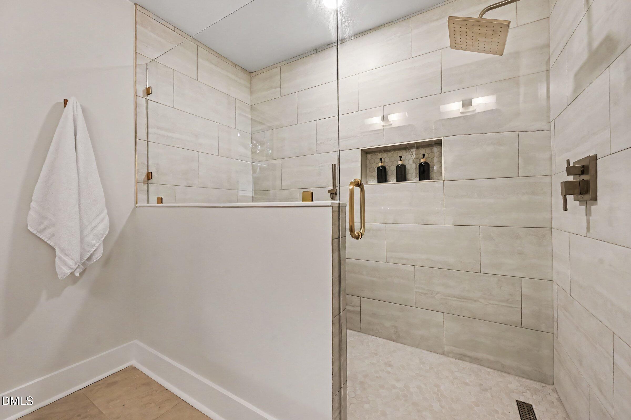 2519 Chapel Hill Road Property Photo 11