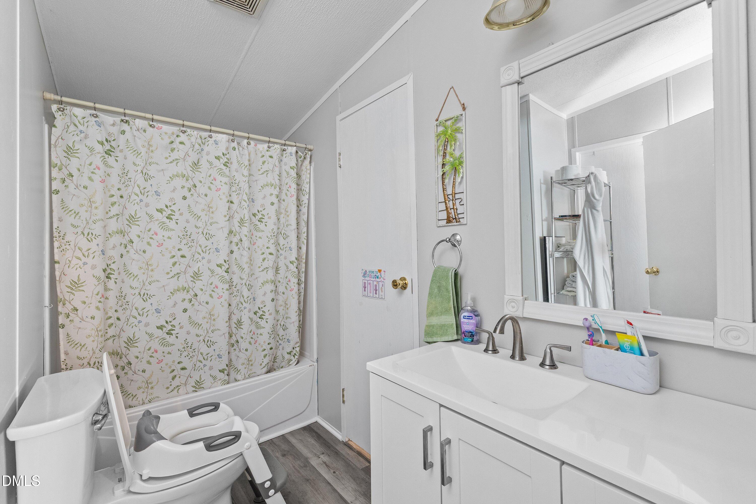 4405 Bushy Branch Drive Property Photo 27