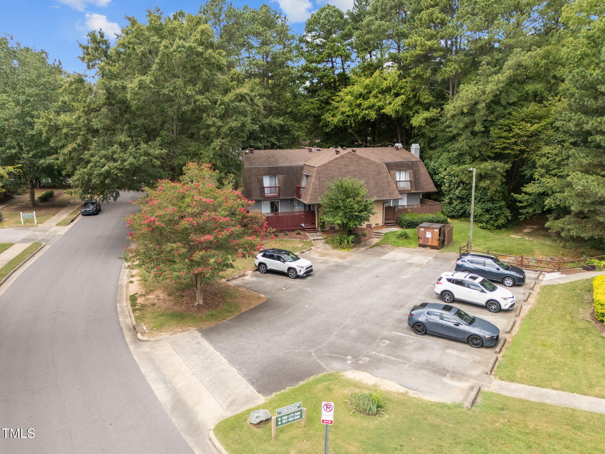 167 Springberry Lane Property Photo 27
