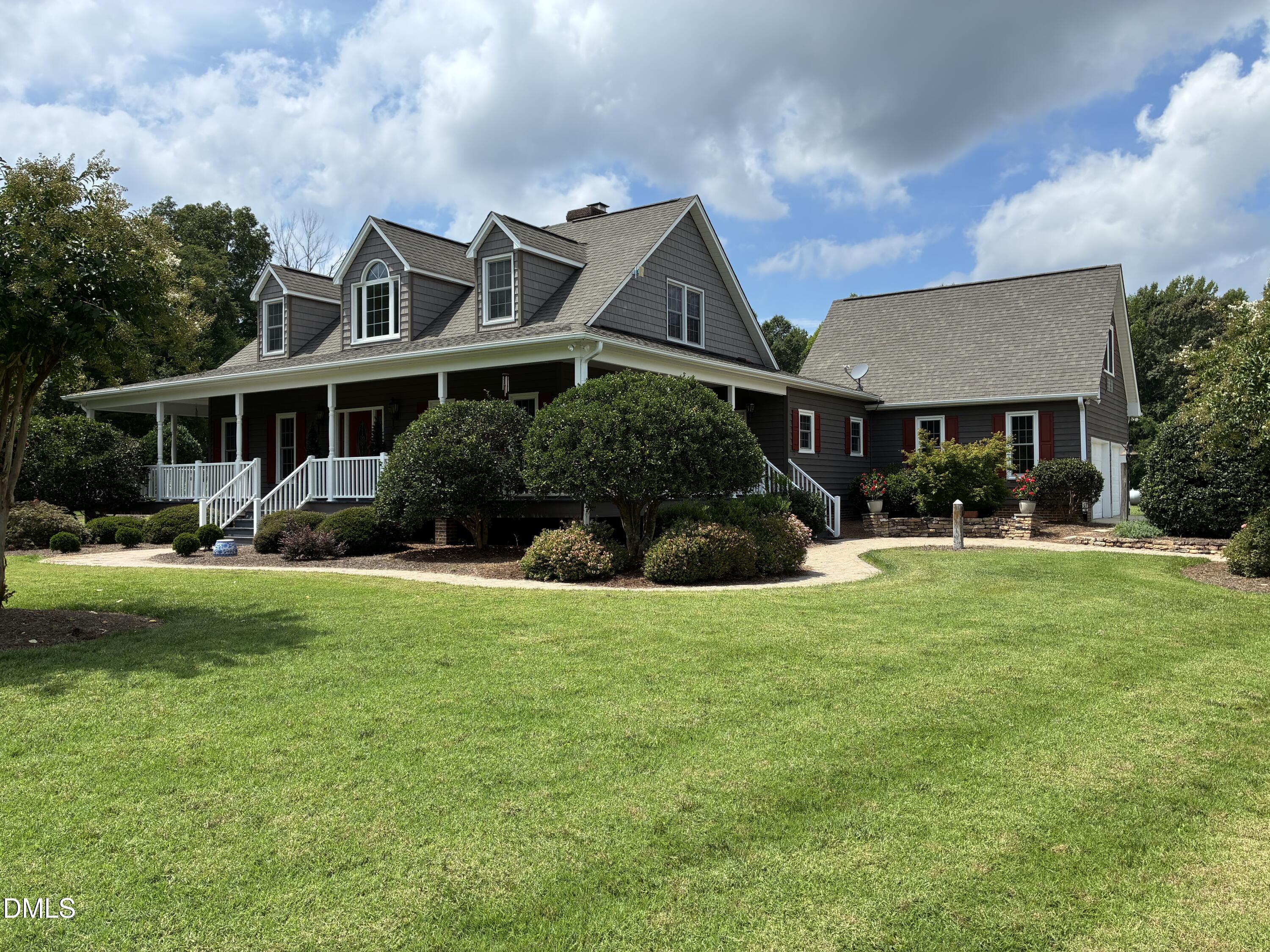 6967 Garrett Store Road Property Photo 1