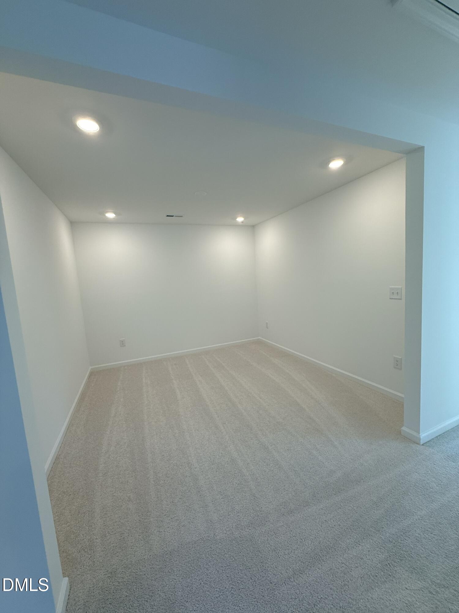 240 Snowfield Drive Property Photo 12