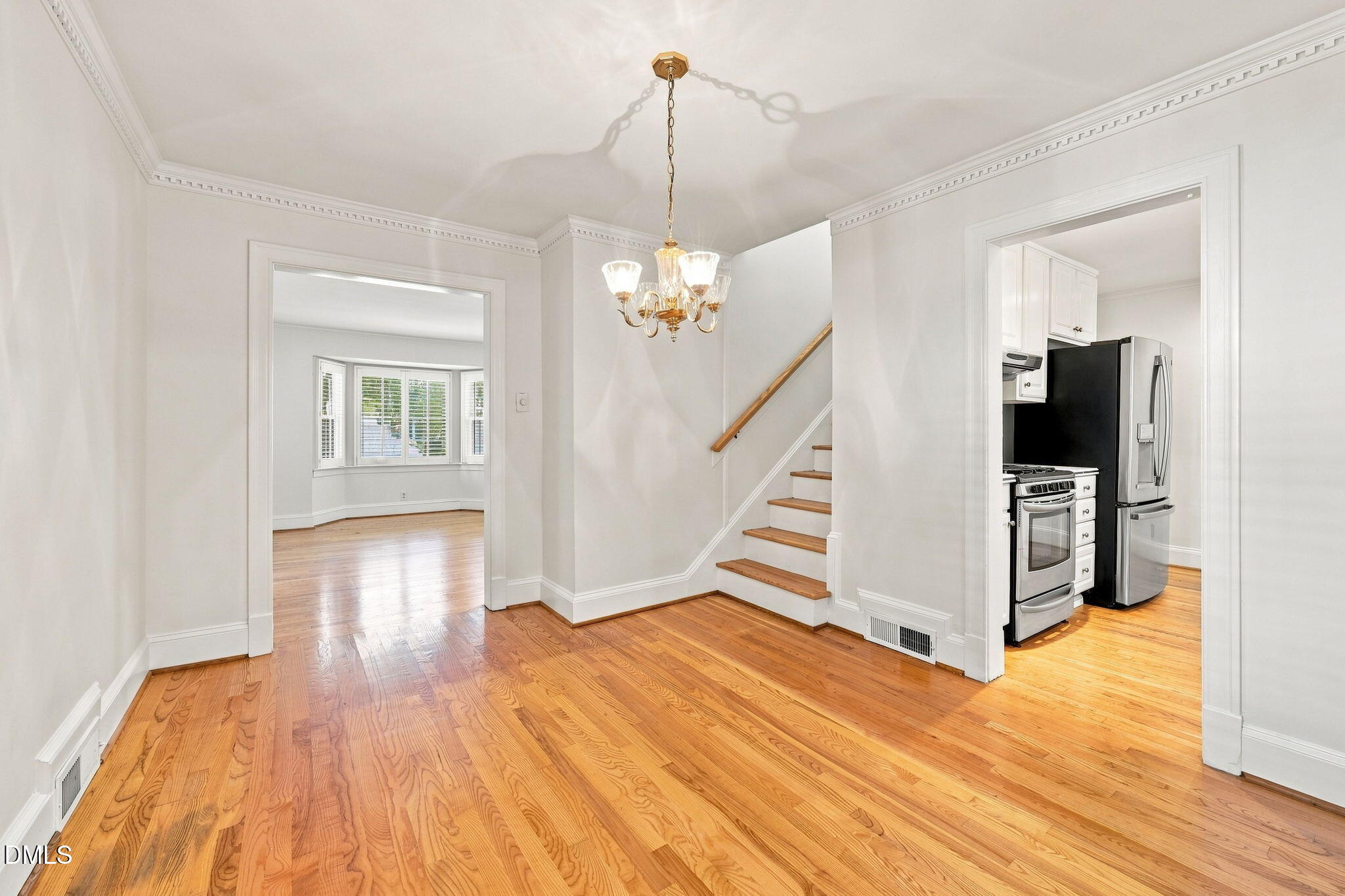 2721 Van Dyke Avenue Property Photo 16