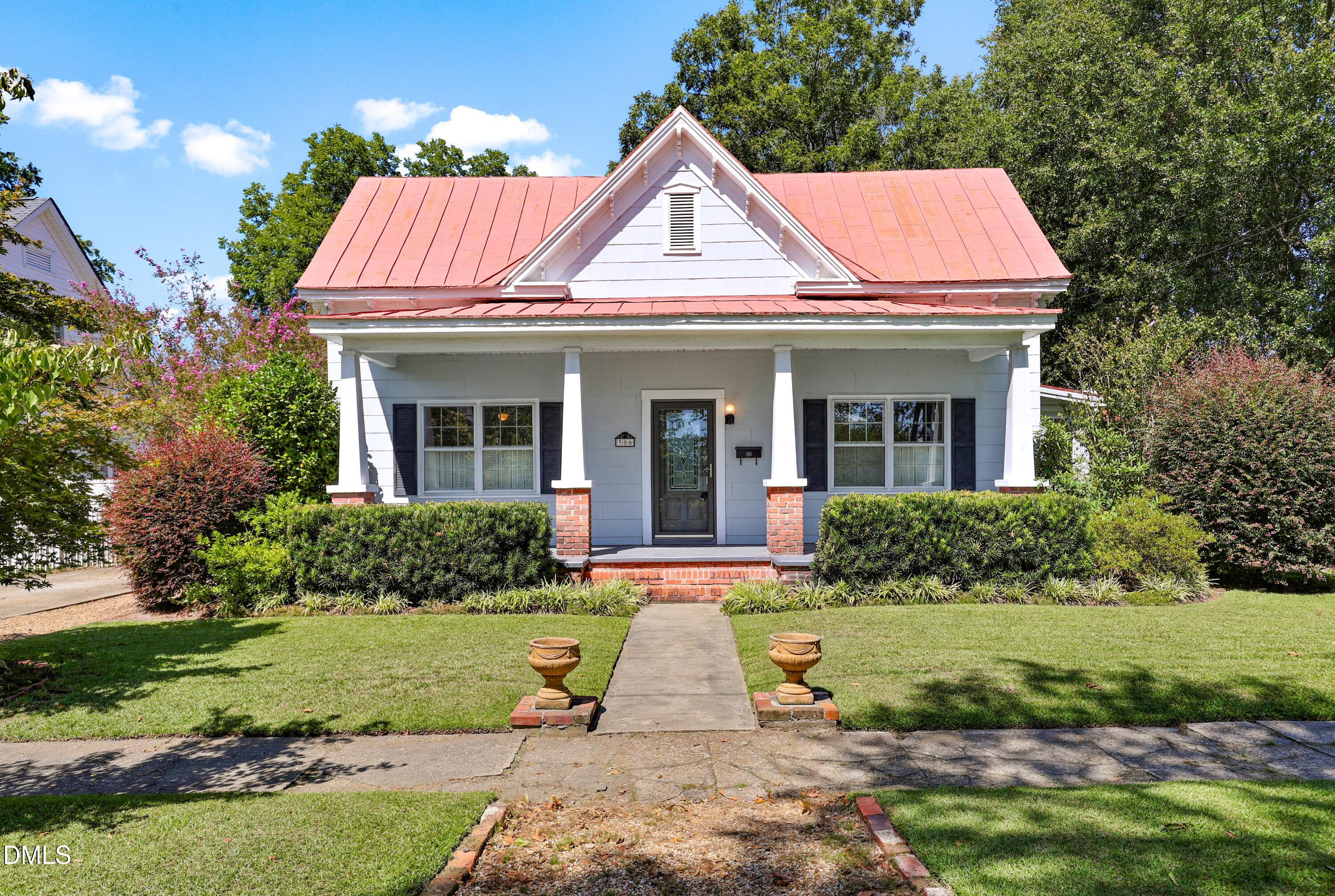 306 S Fayetteville Avenue Property Photo 1