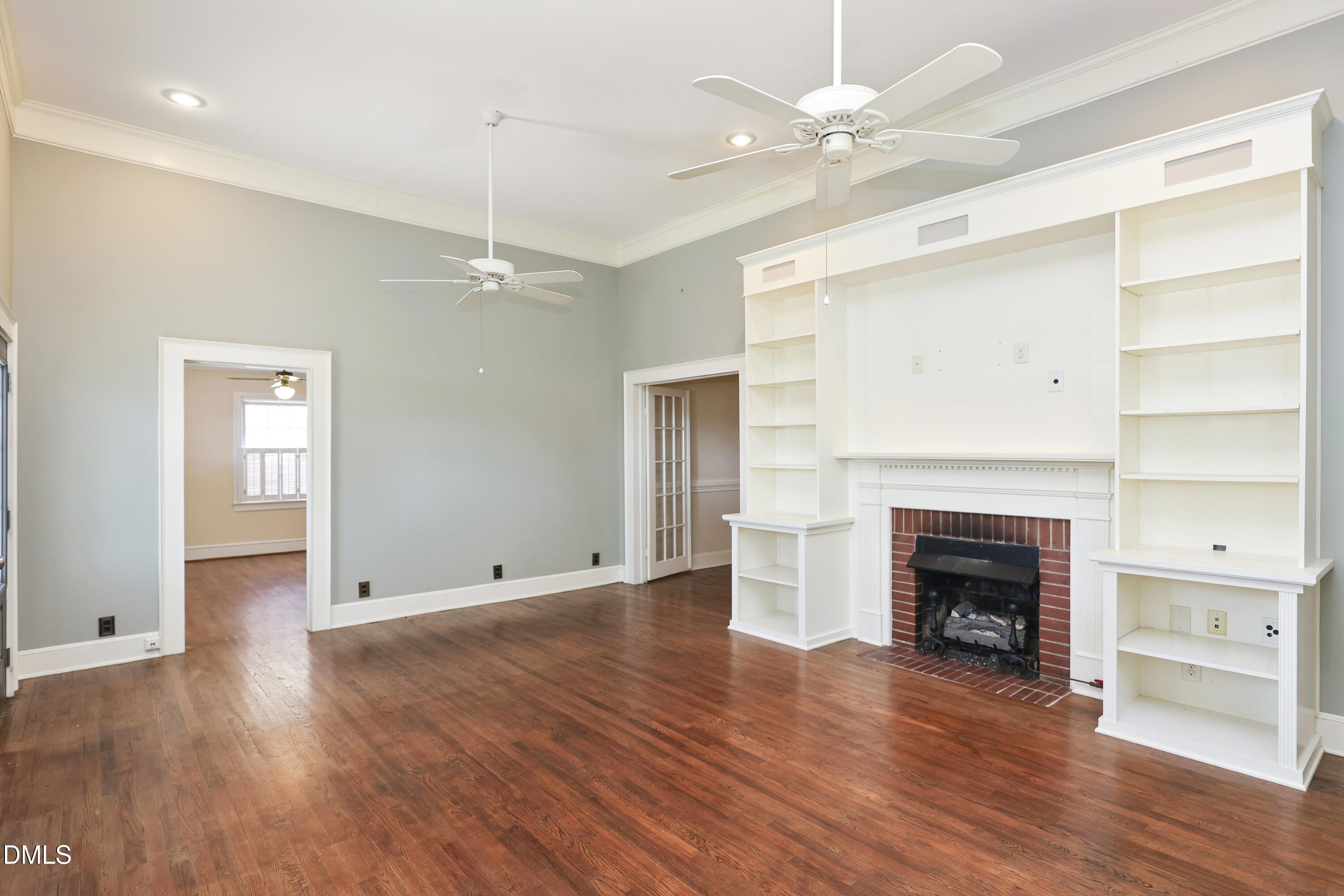 306 S Fayetteville Avenue Property Photo 4