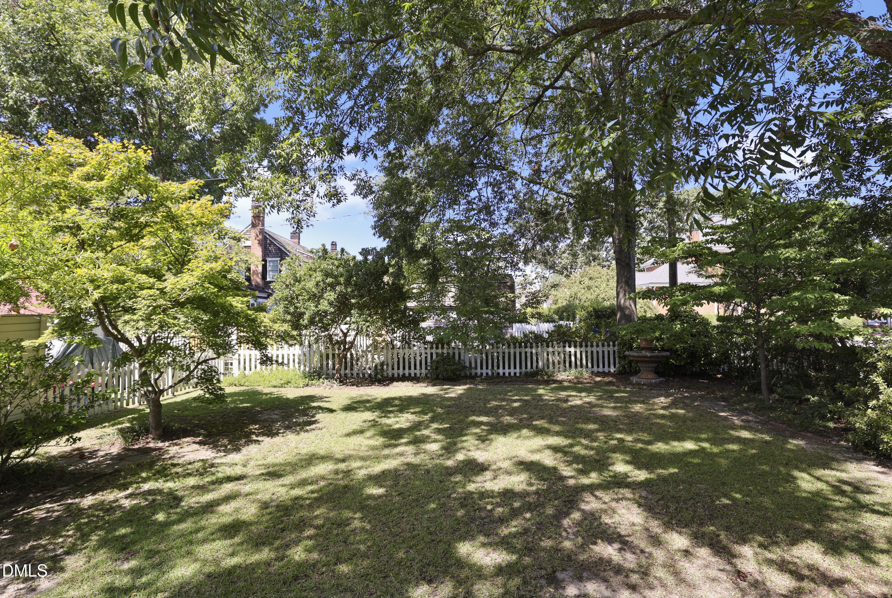306 S Fayetteville Avenue Property Photo 27