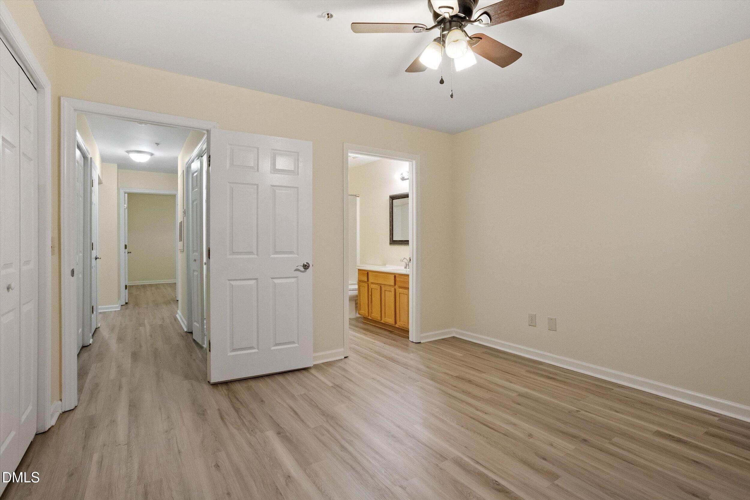 2800 Trailwood Pines Lane 102 Property Photo 16