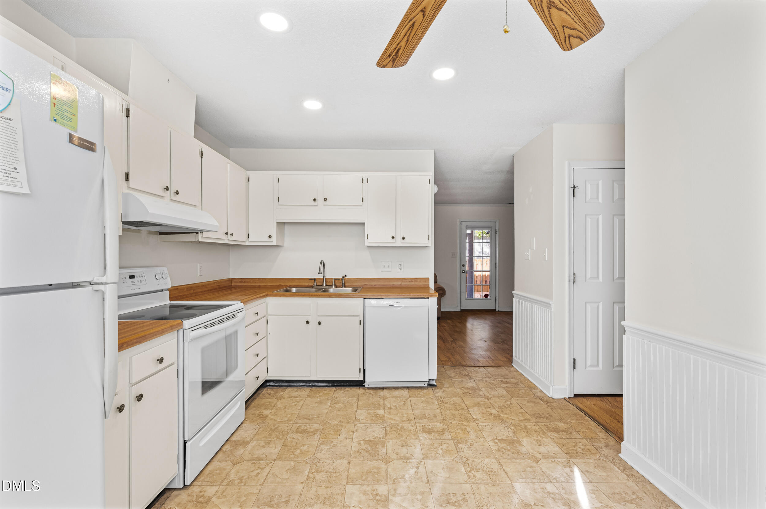 1444 Aversboro Road Property Photo 8