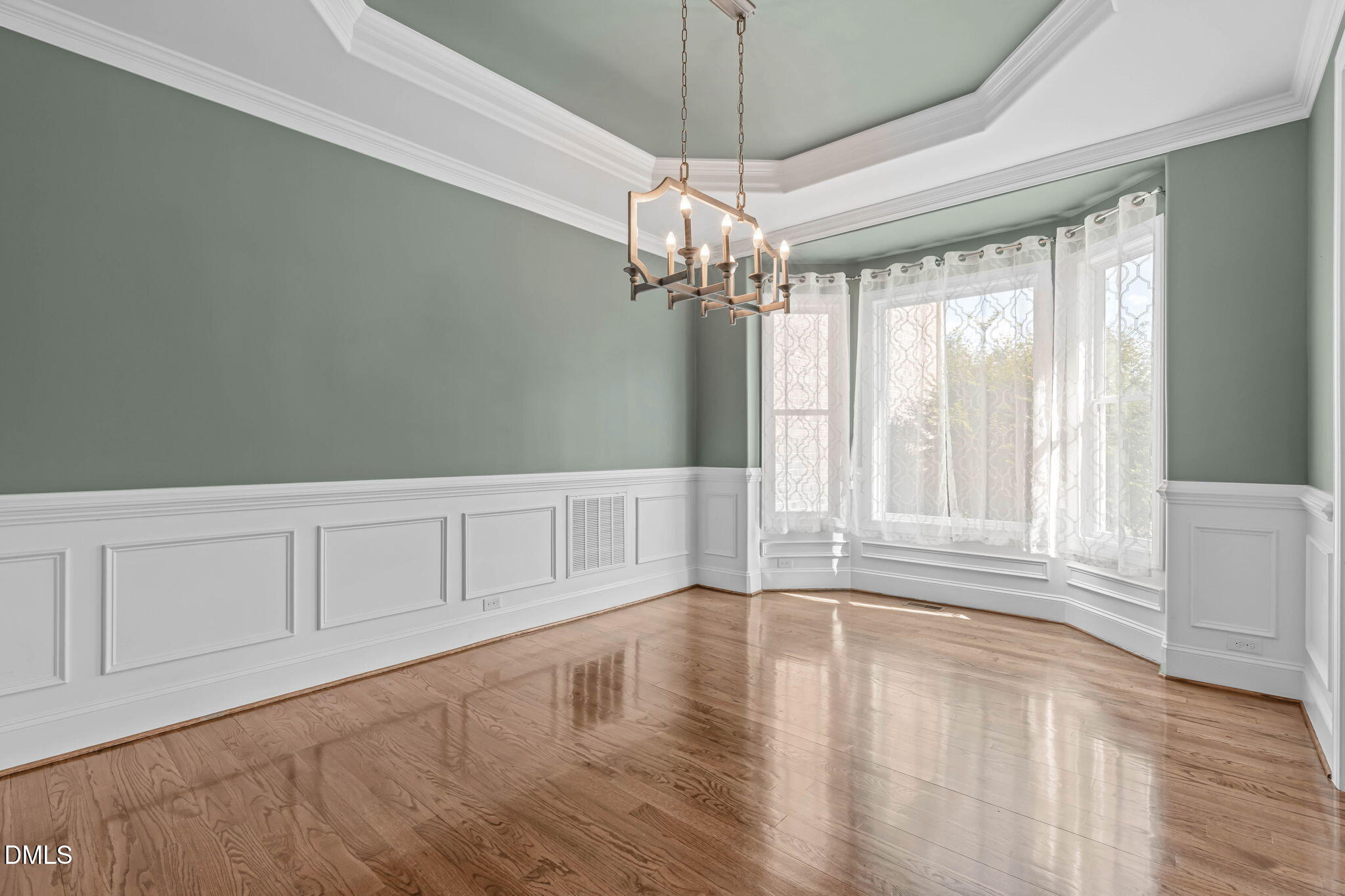 3504 Castelaine Circle Property Photo 9