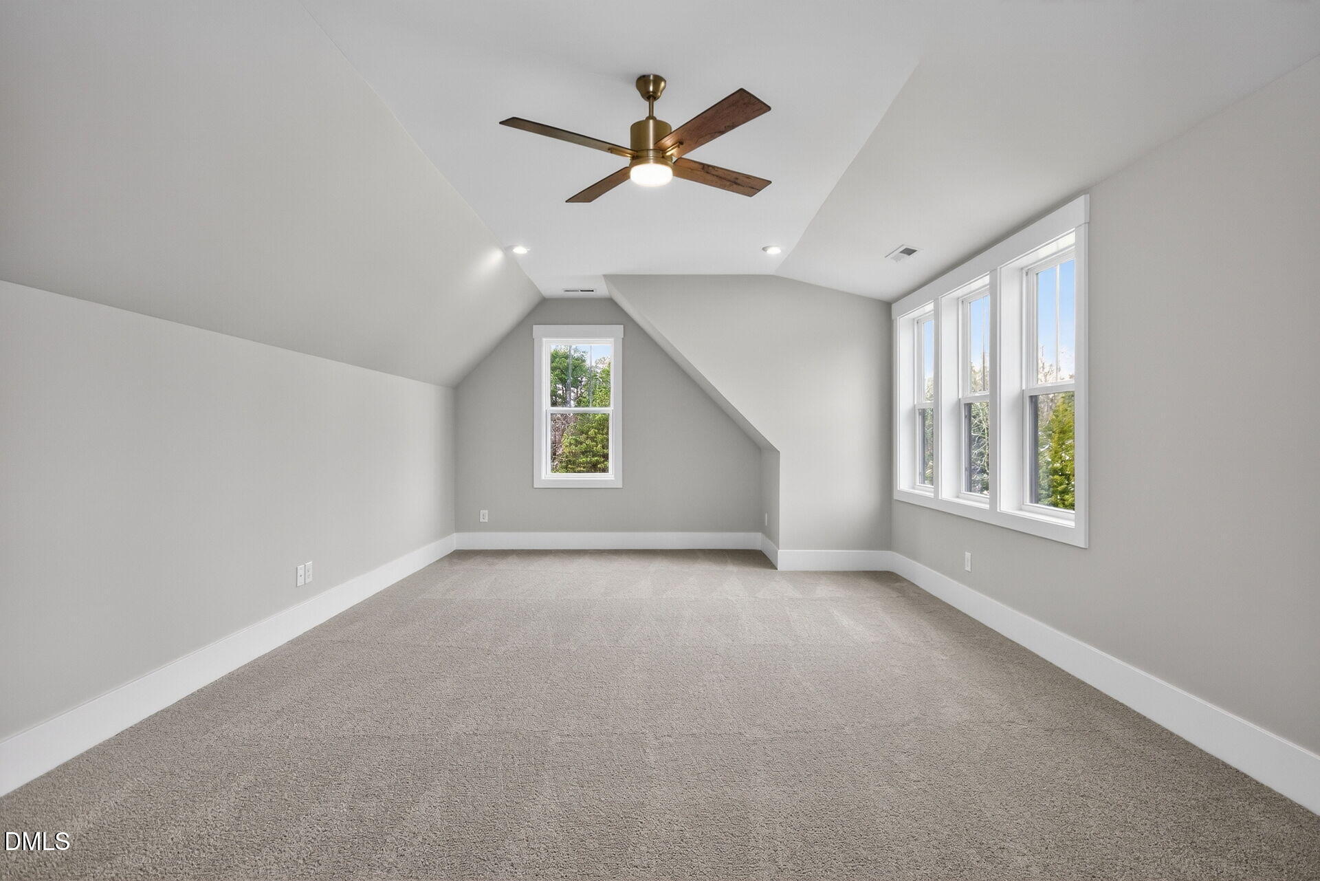 694 Mollie Mdw Drive Property Photo 33