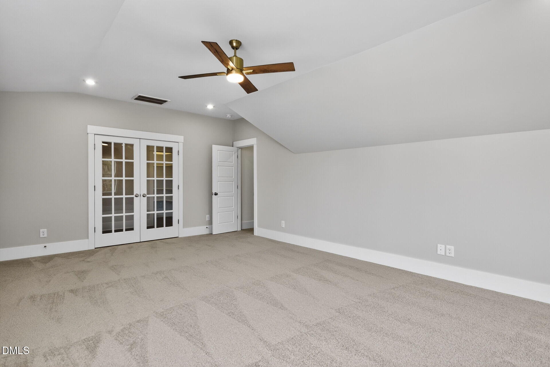 694 Mollie Mdw Drive Property Photo 34
