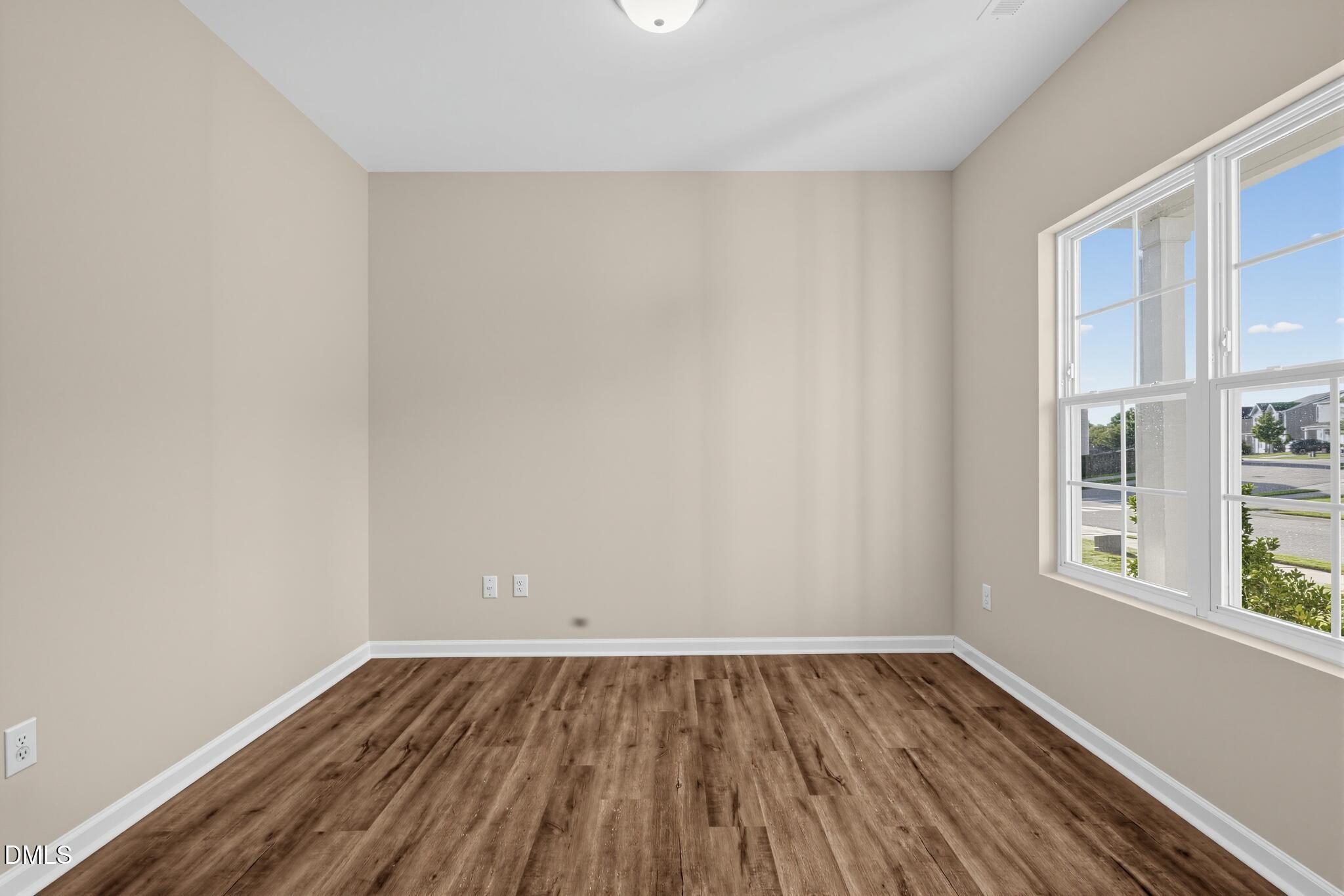 129 Rolling Creek Circle Property Photo 6