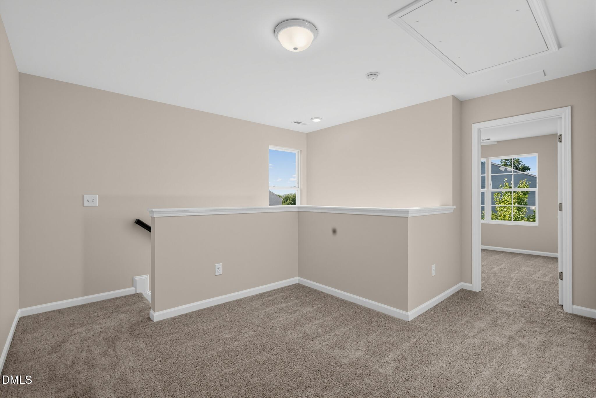 129 Rolling Creek Circle Property Photo 8