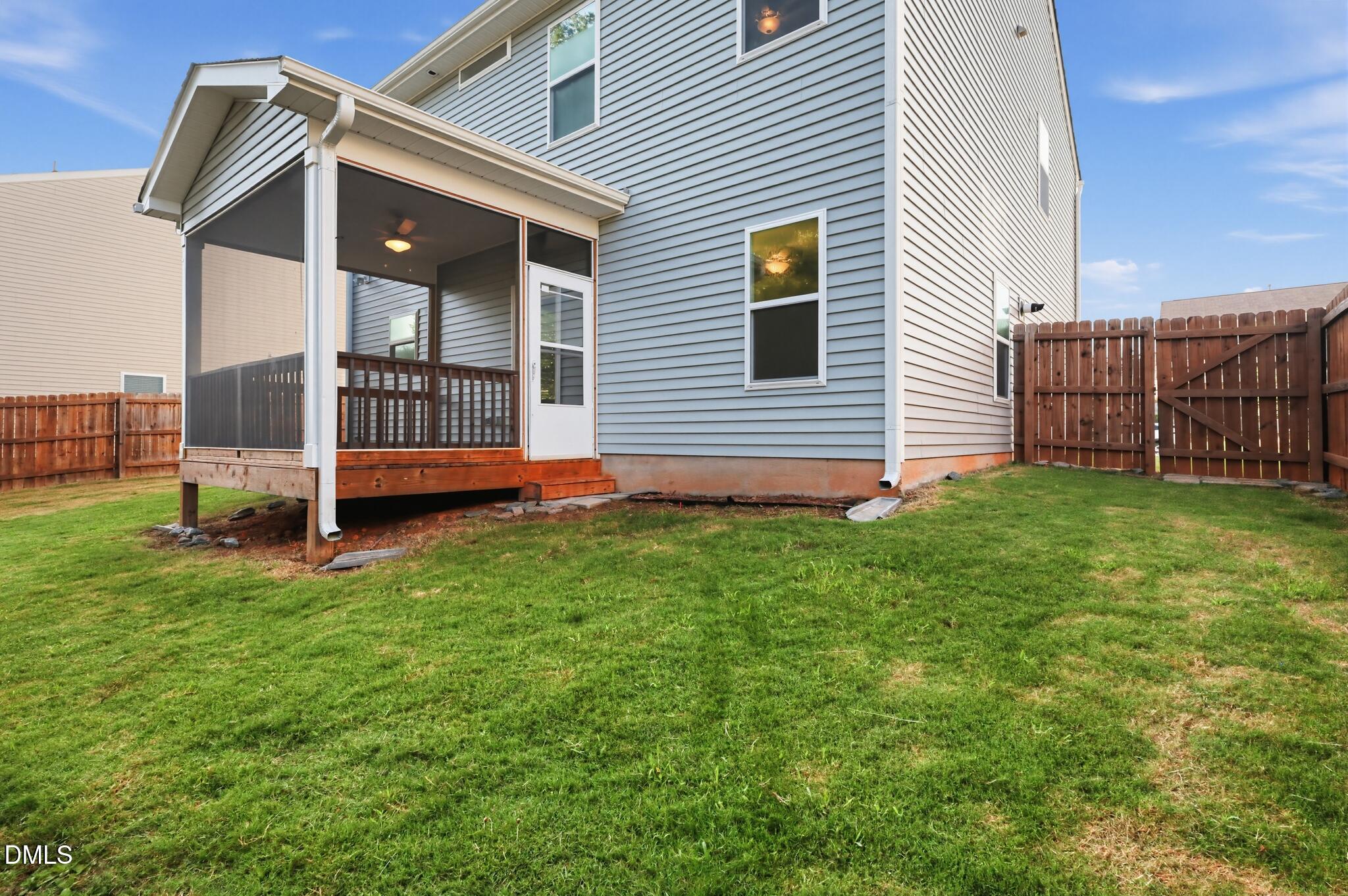 129 Rolling Creek Circle Property Photo 15