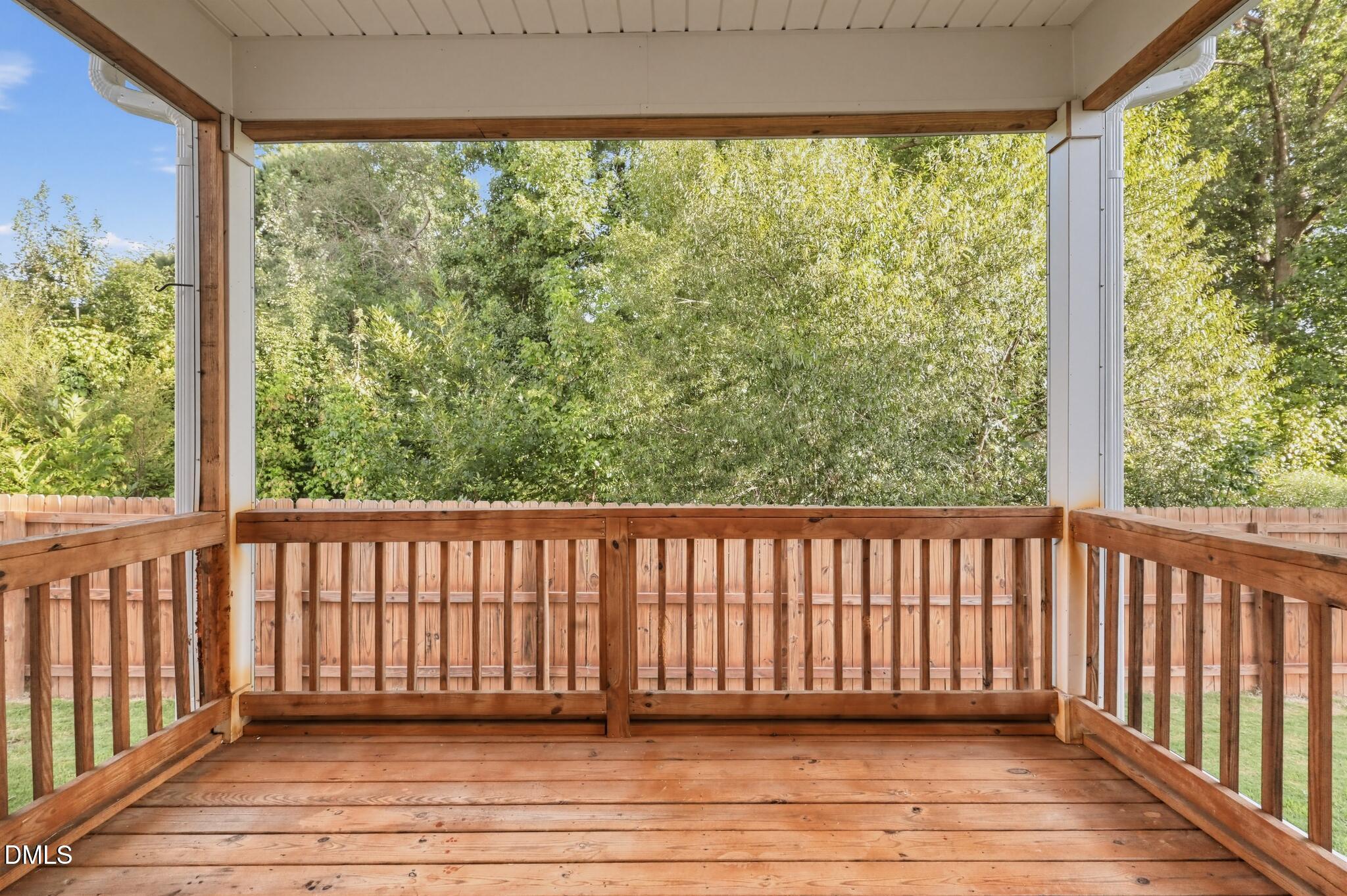 129 Rolling Creek Circle Property Photo 16