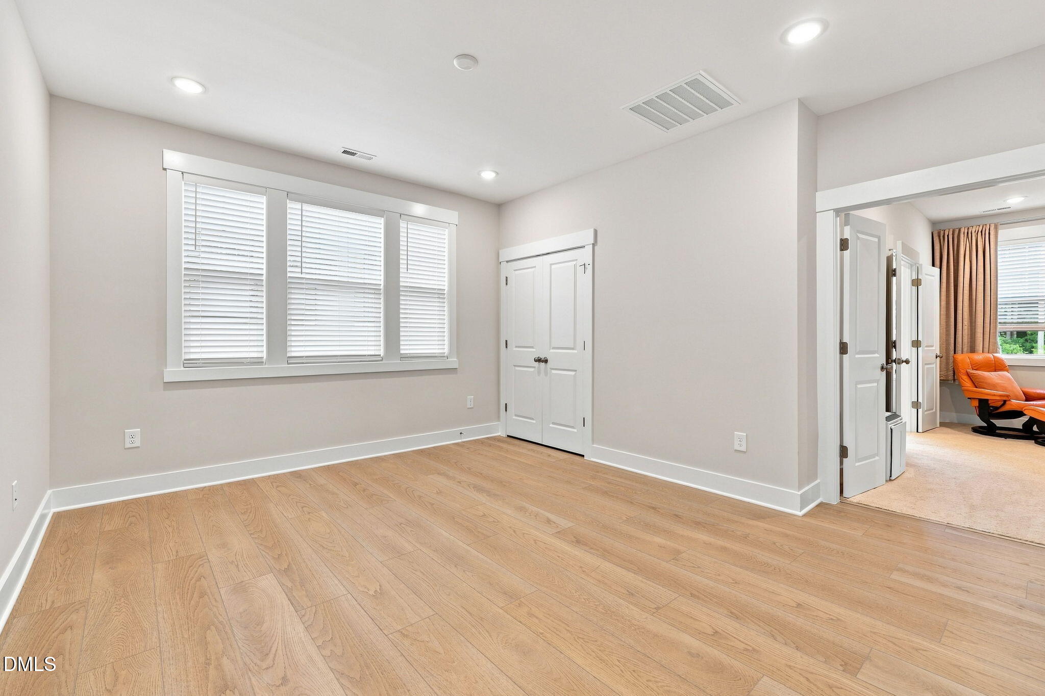 8009 Mint Whisper Way Property Photo 28