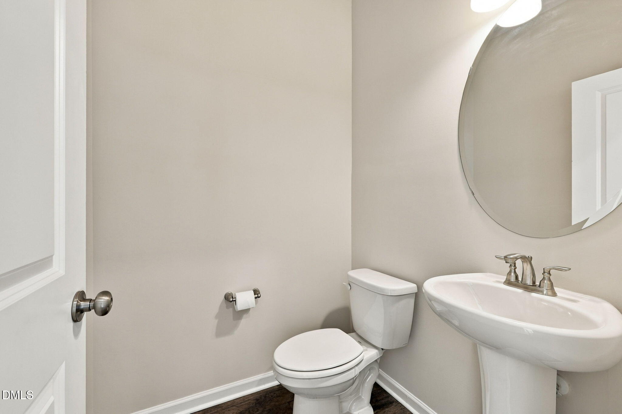202 Queenstown Drive Property Photo 16