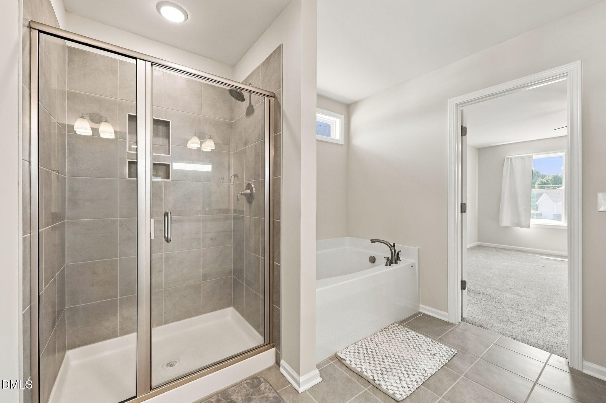 202 Queenstown Drive Property Photo 21