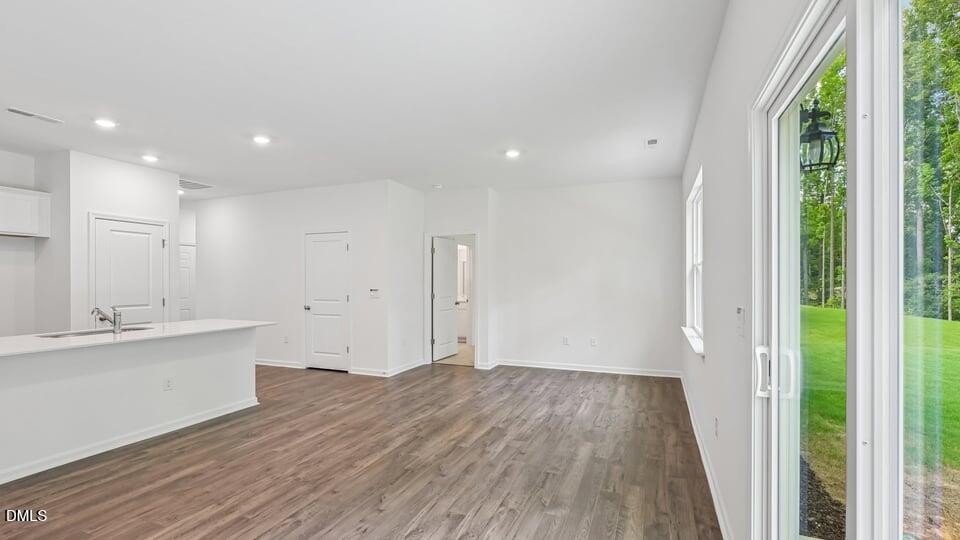 421 Conifer Street Property Photo 7