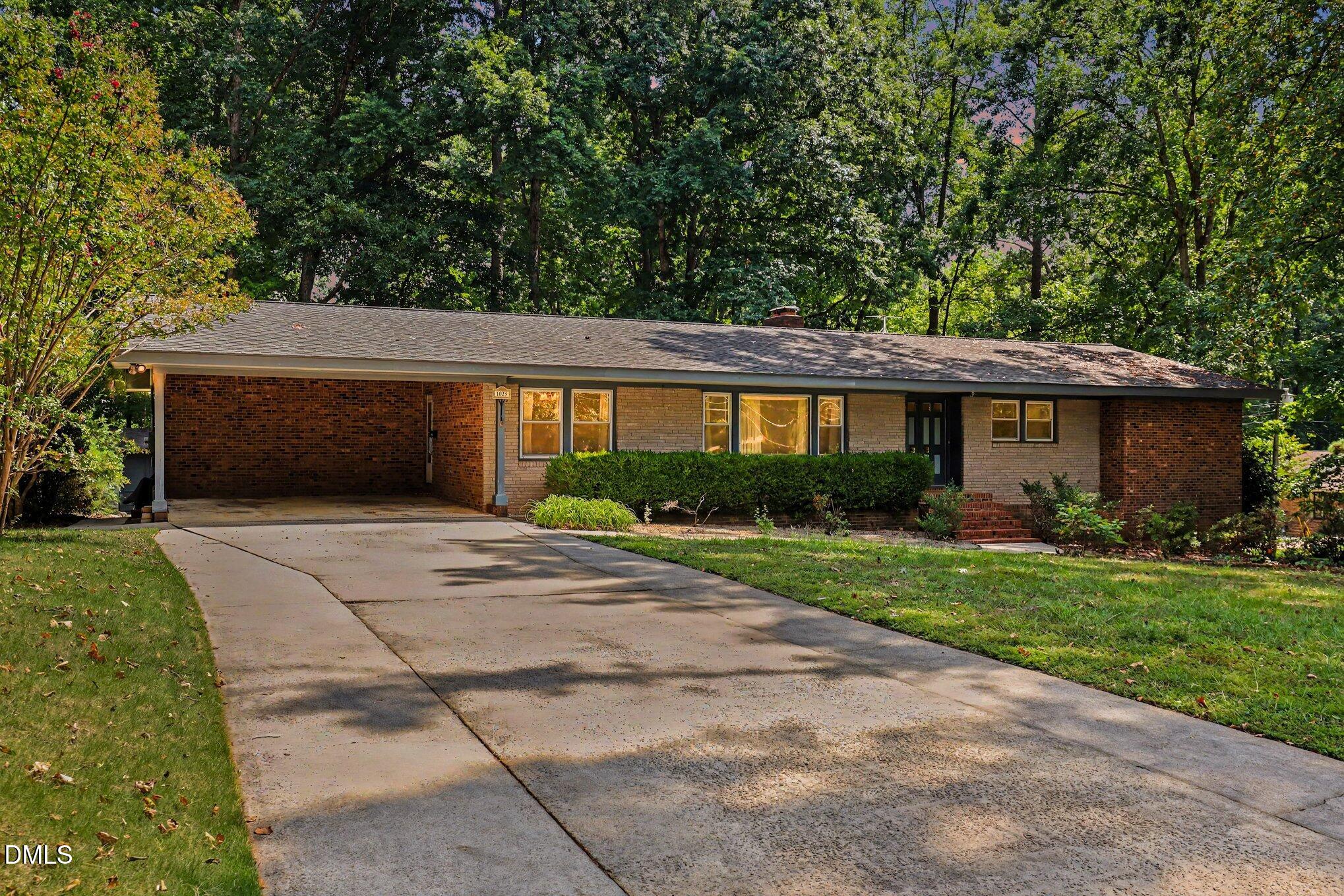 1025 Warren Avenue Property Photo 1