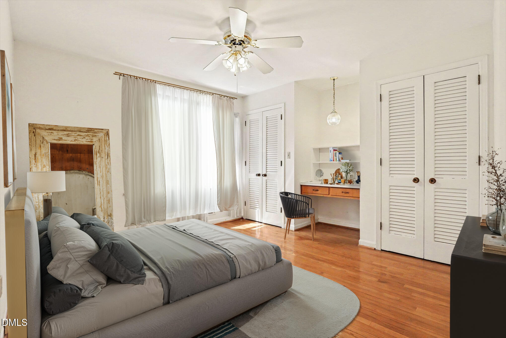 1025 Warren Avenue Property Photo 22