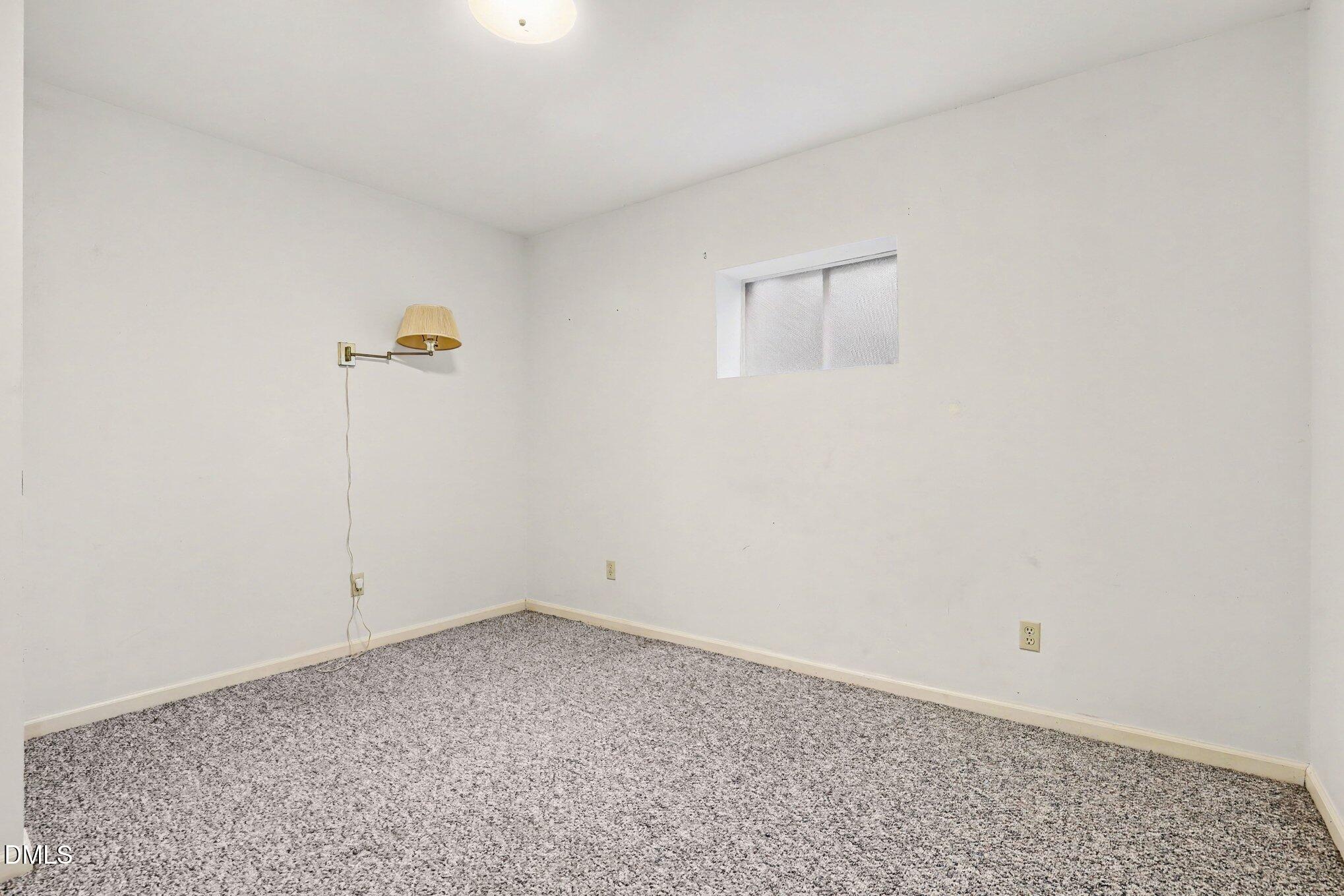 1025 Warren Avenue Property Photo 35