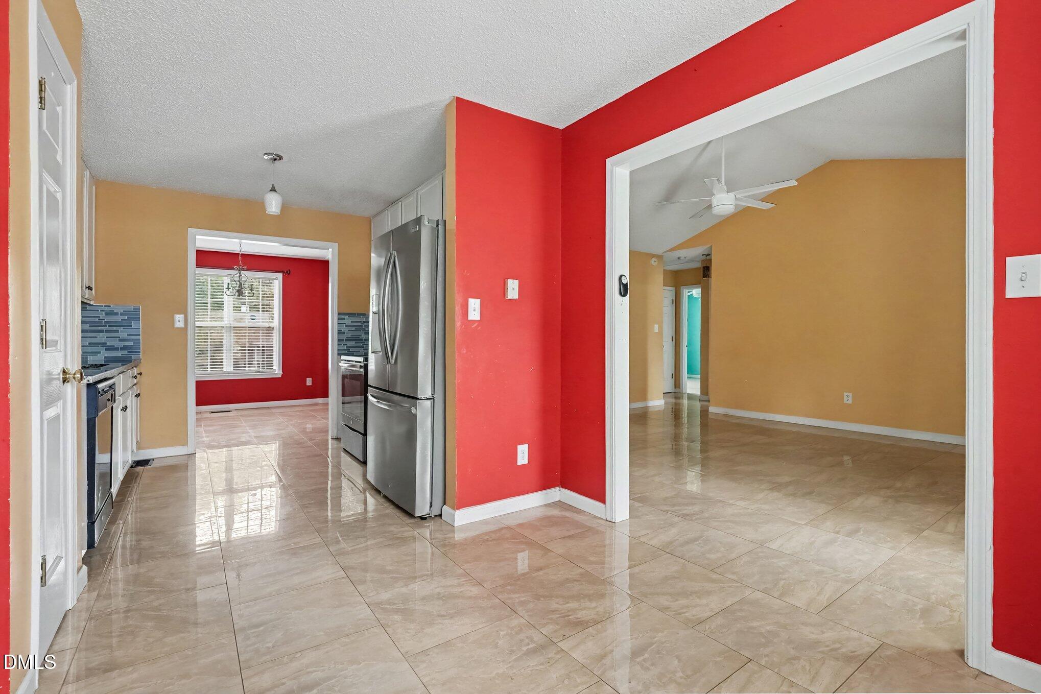 212 Wood Green Drive Property Photo 19