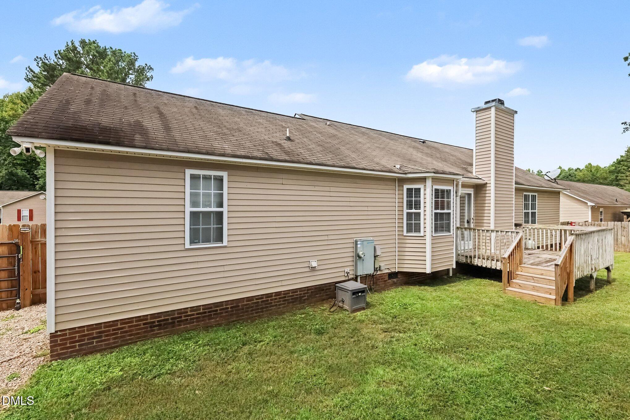 212 Wood Green Drive Property Photo 33