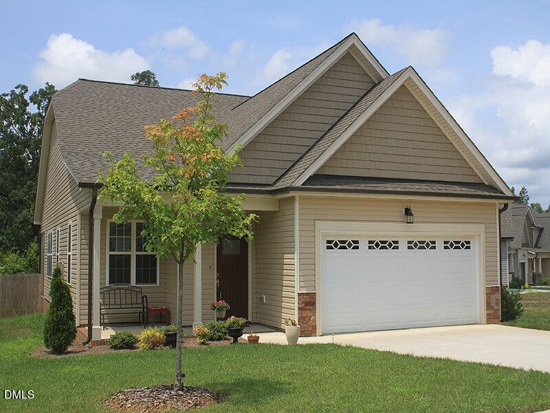 1402 Sweet Gum Way Property Photo 1