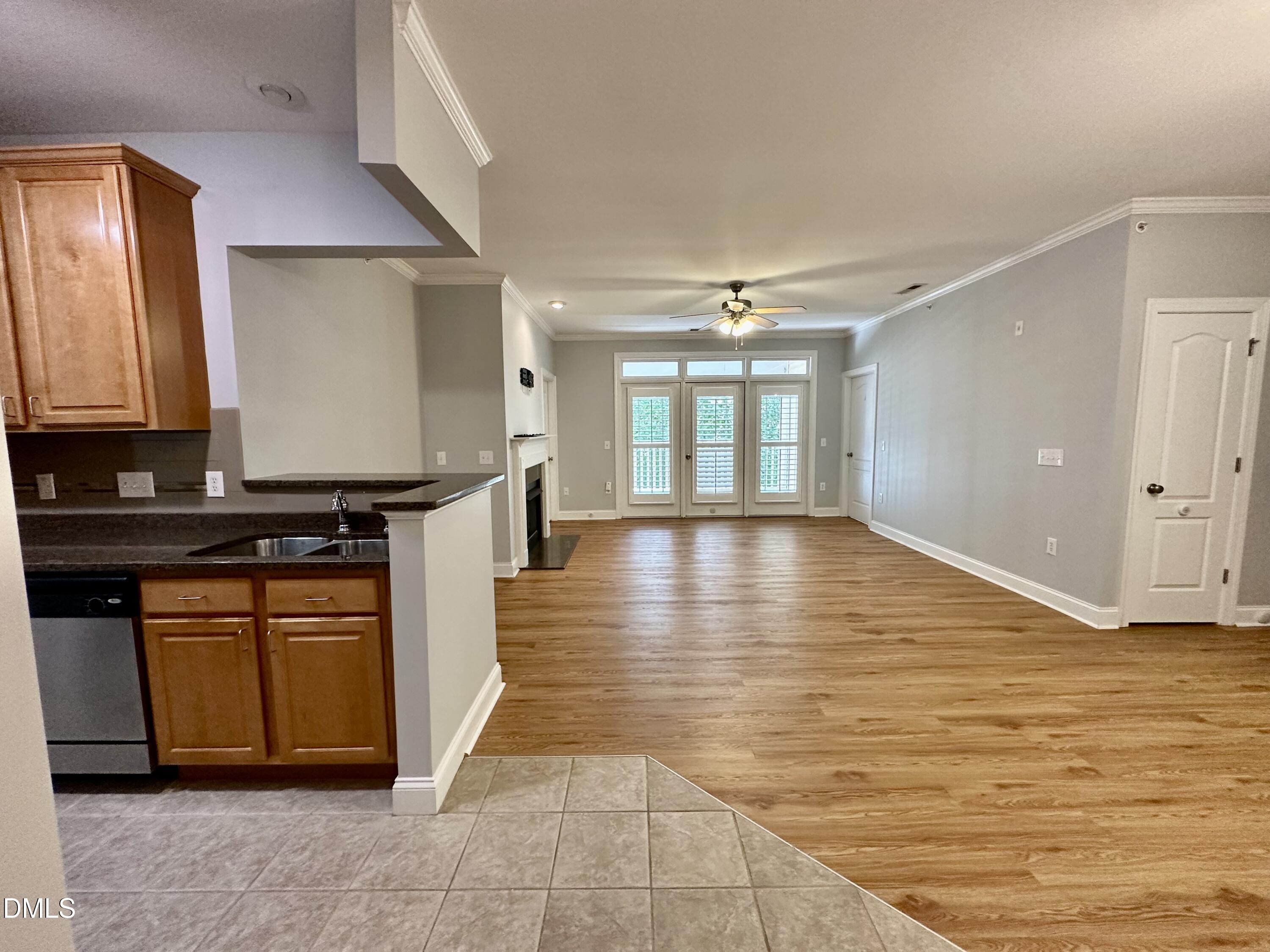 2810 Bedford Green Avenue 305 Property Photo 4