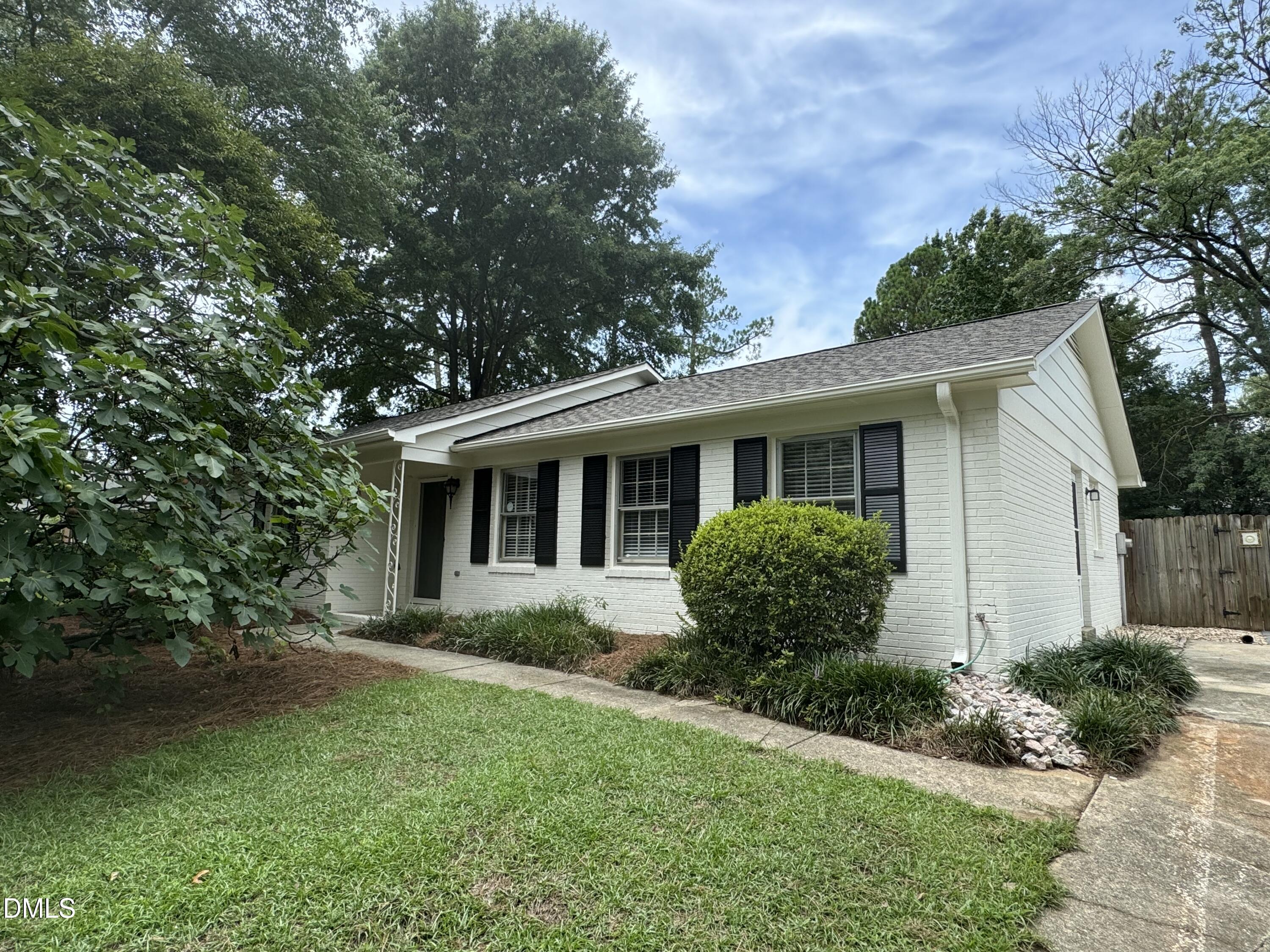 3516 Peach Haven Court Property Photo 3