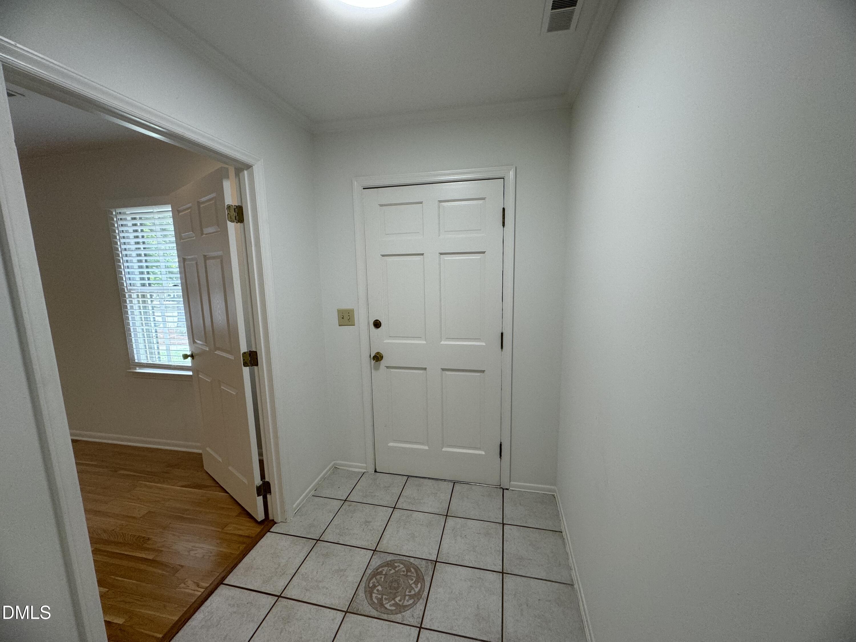 3516 Peach Haven Court Property Photo 9