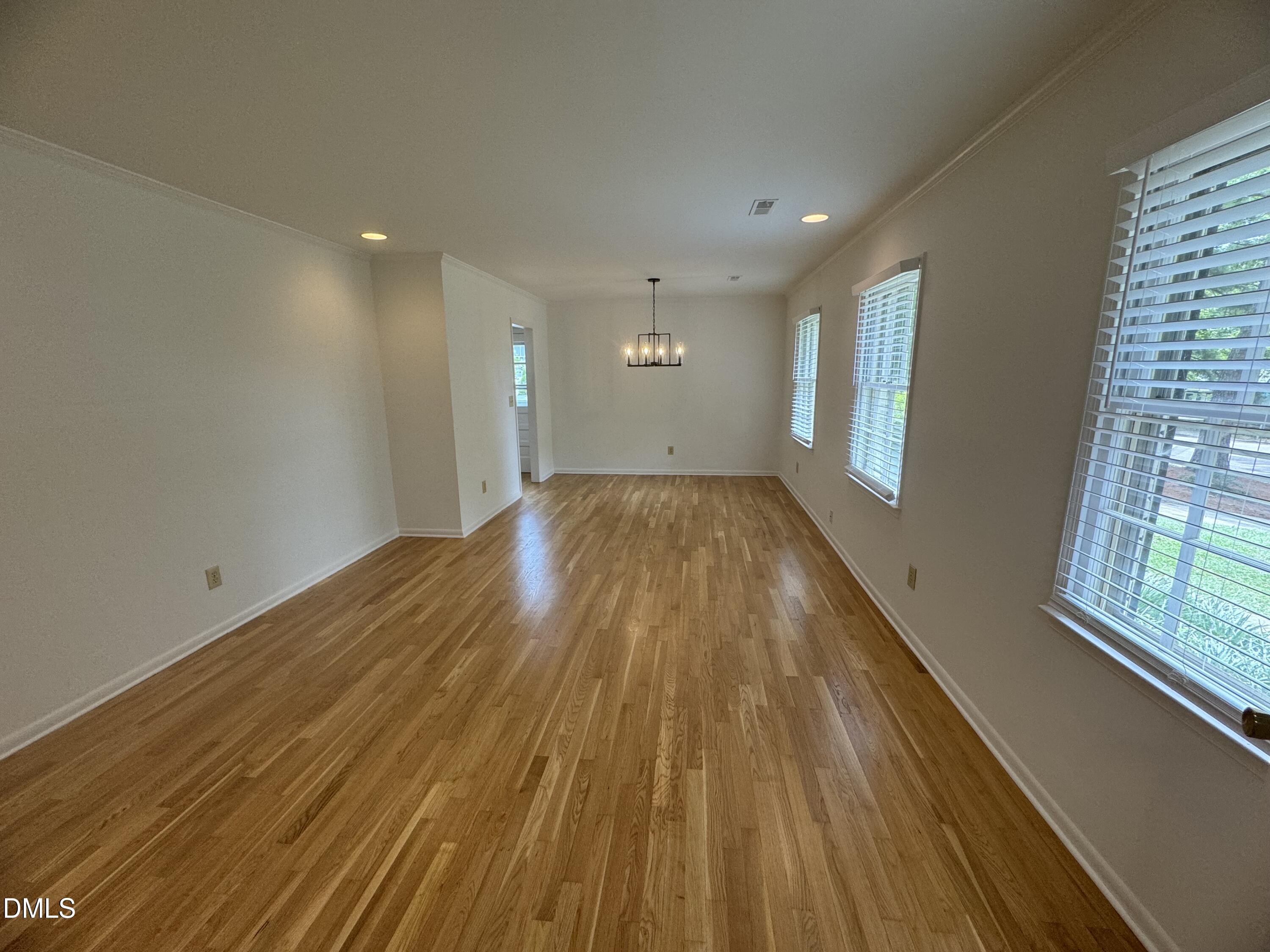 3516 Peach Haven Court Property Photo 10