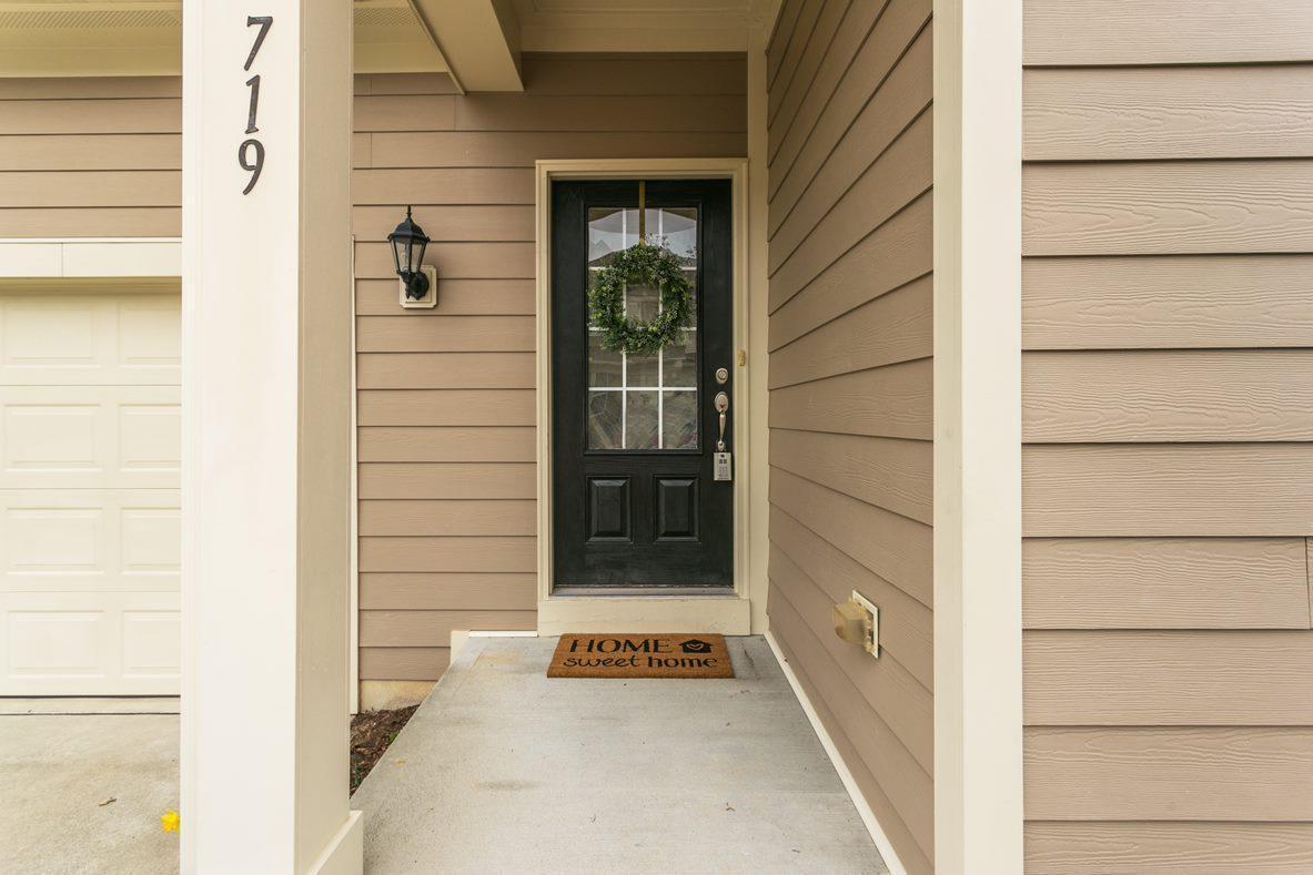 719 Transom View Way Property Photo 3