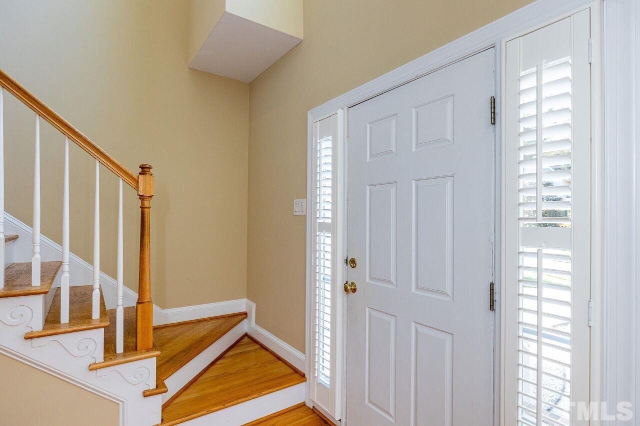 4317 Glen Erin Way Property Photo 2