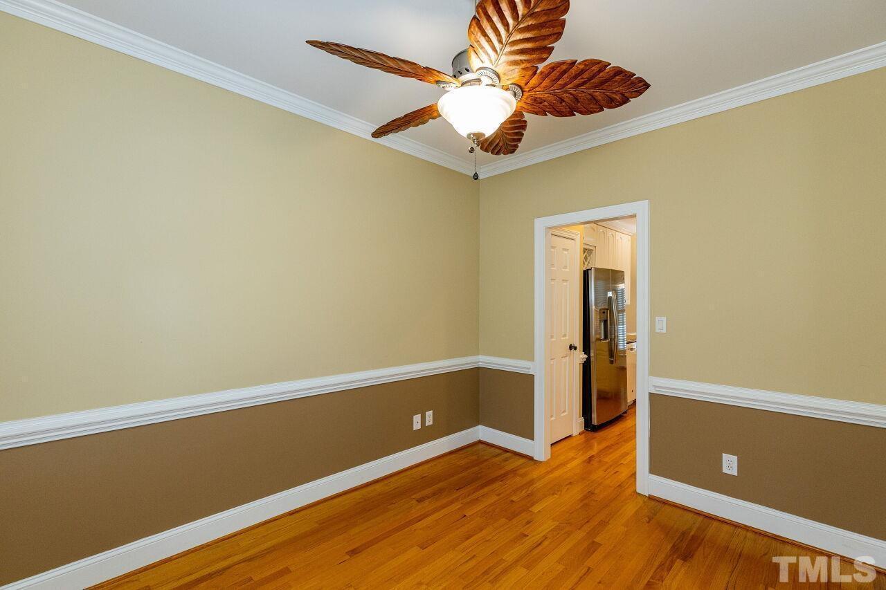 4317 Glen Erin Way Property Photo 3