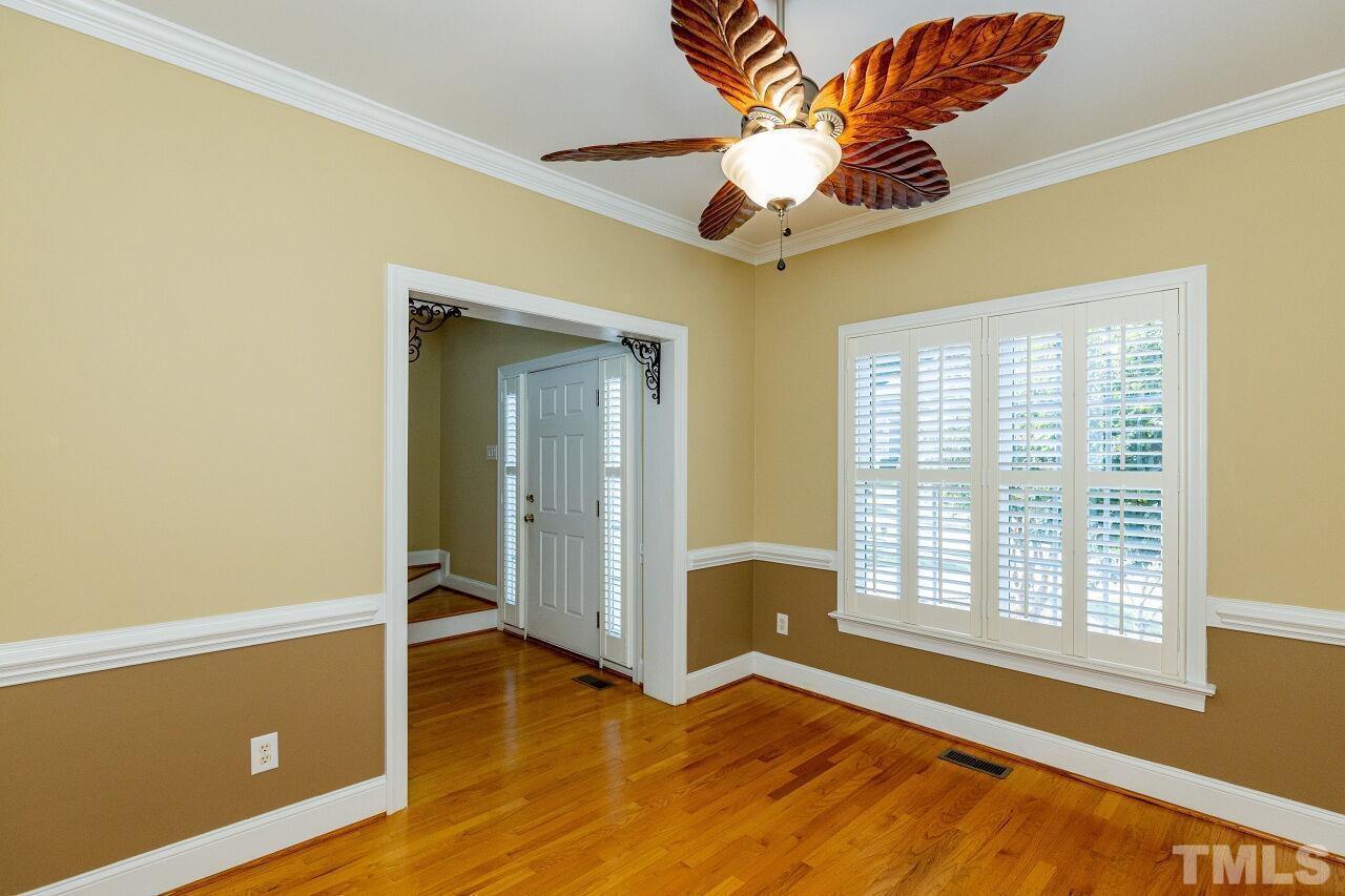 4317 Glen Erin Way Property Photo 4