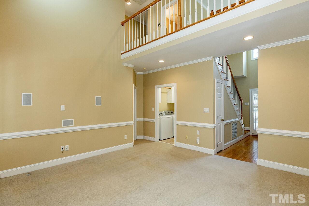 4317 Glen Erin Way Property Photo 8