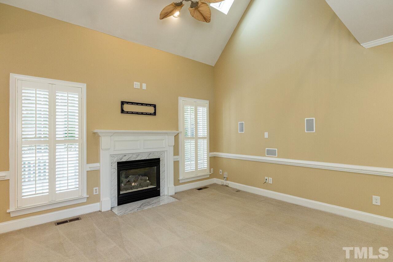 4317 Glen Erin Way Property Photo 9