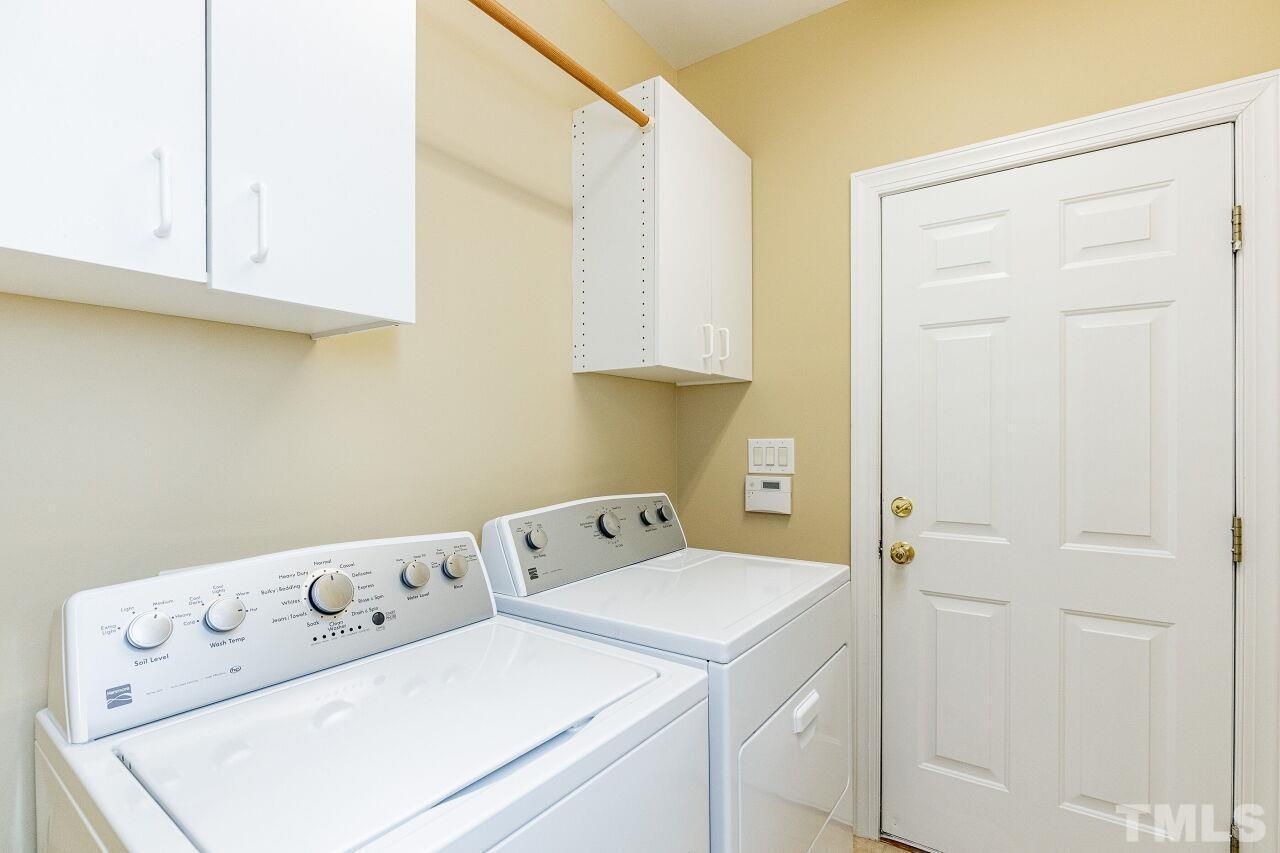 4317 Glen Erin Way Property Photo 17