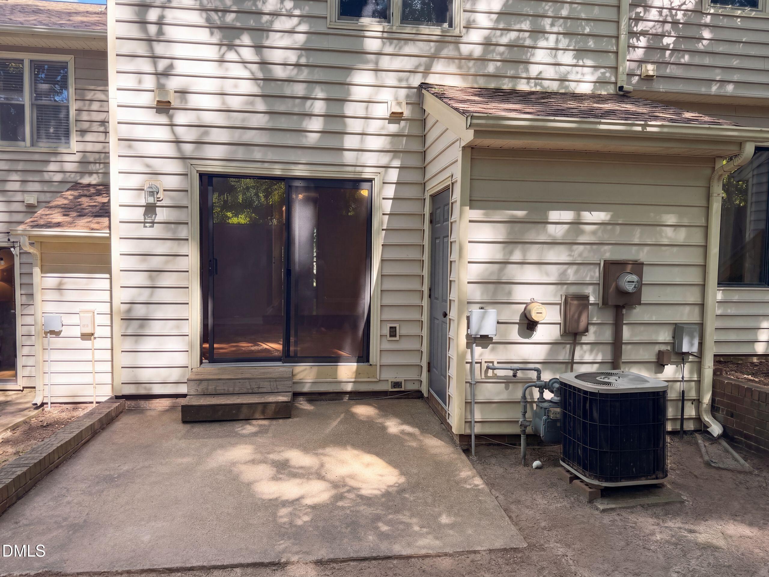 6420 English Oaks Drive Property Photo 5