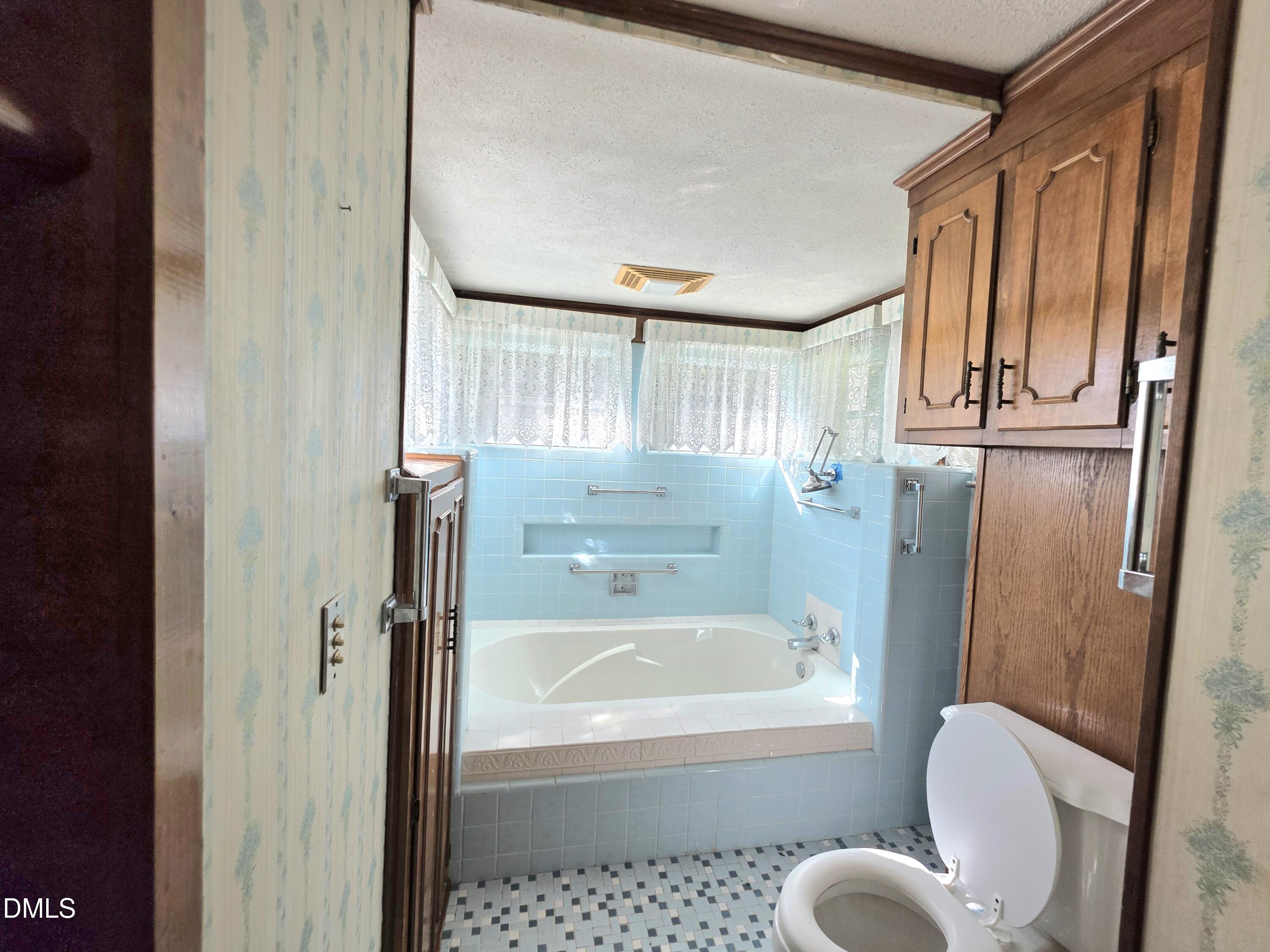 170 South River Property Photo 13