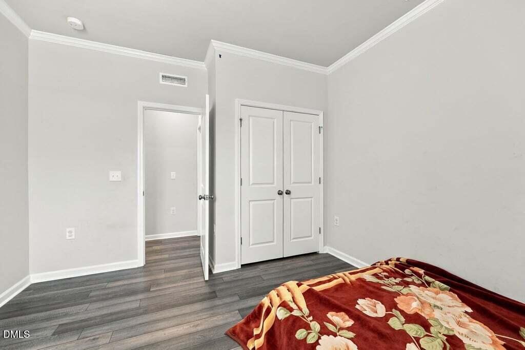 749 Cainhoy Court Property Photo 23