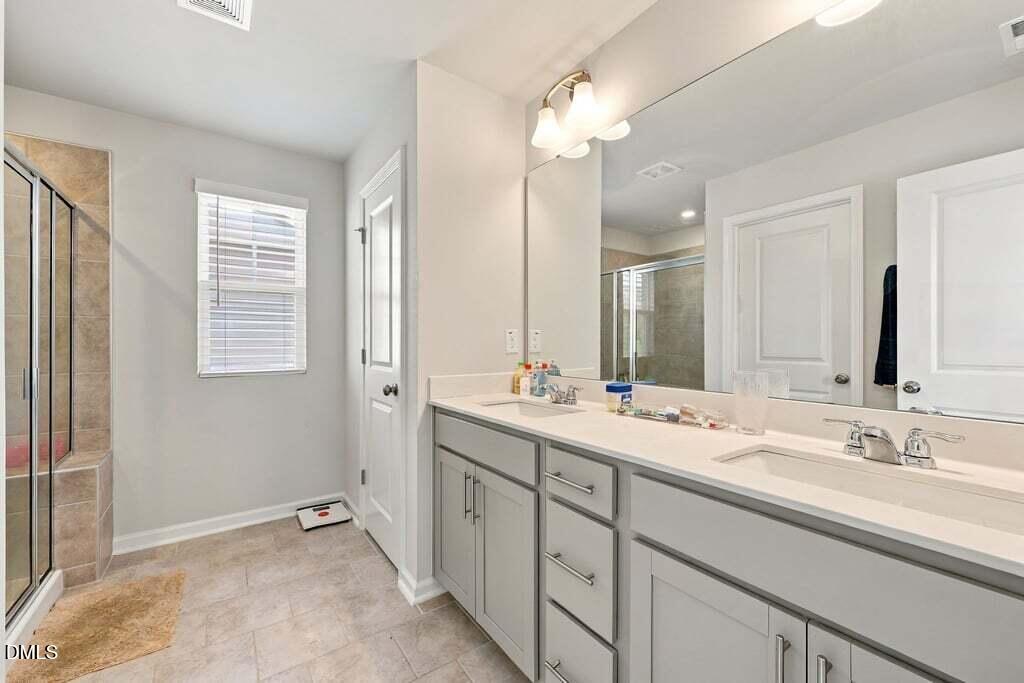 749 Cainhoy Court Property Photo 28